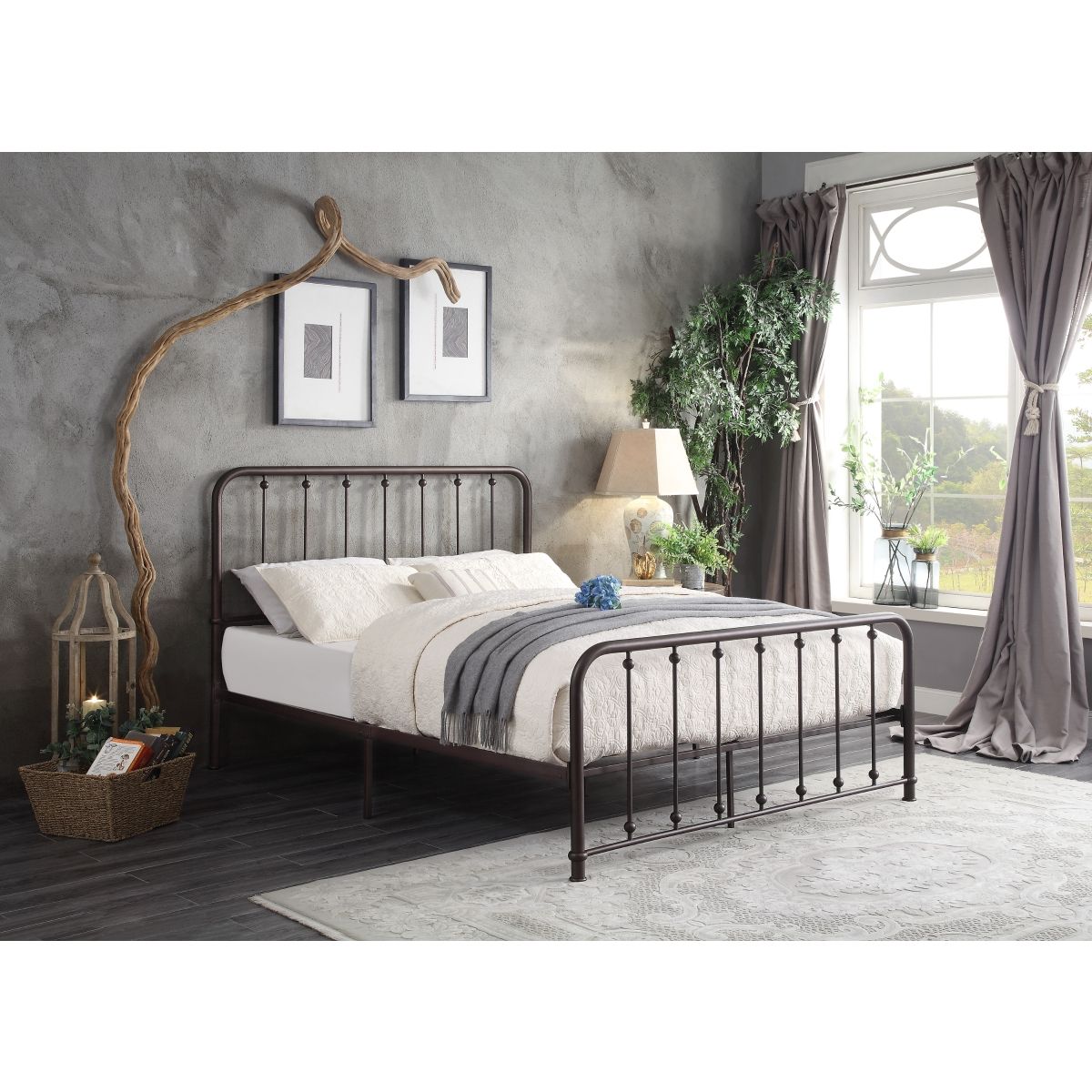 Larkspur - Platform Bed