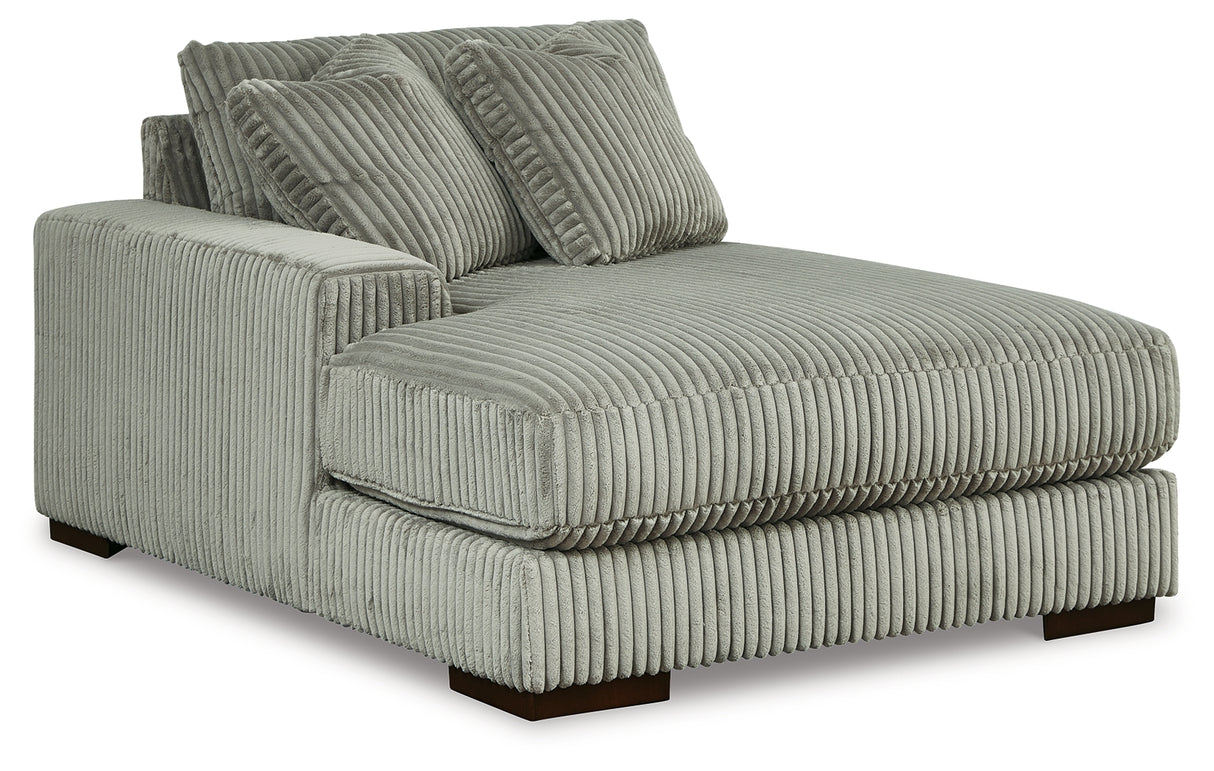Lindyn Sectional
