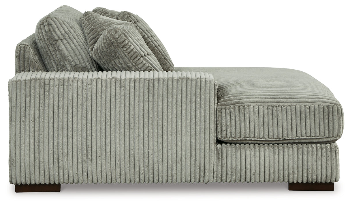 Lindyn Sectional