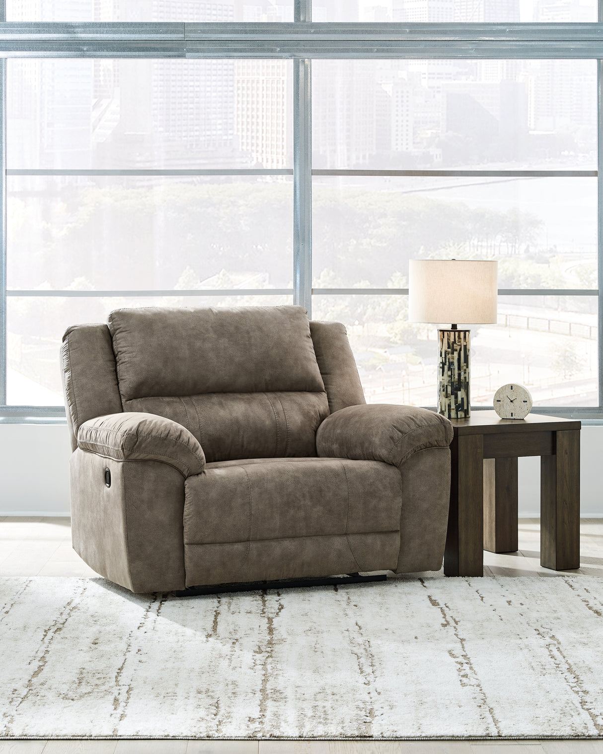 Furniture City - MS - Ashley Furniture - Laresview Living Room - DBL Rec Loveseat w/Console / Fossil - 3720394