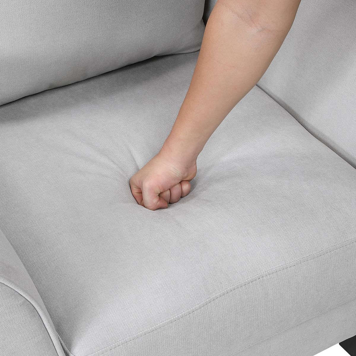 Aliana - Loveseat