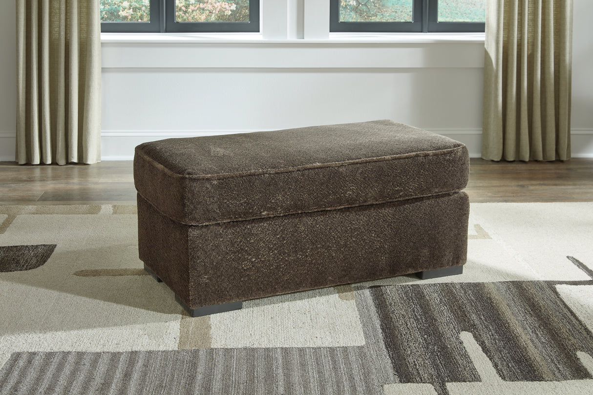 Furniture City - MS - Ashley Furniture - Aylesworth Living Room - Sofa / Chocolate - 5370238