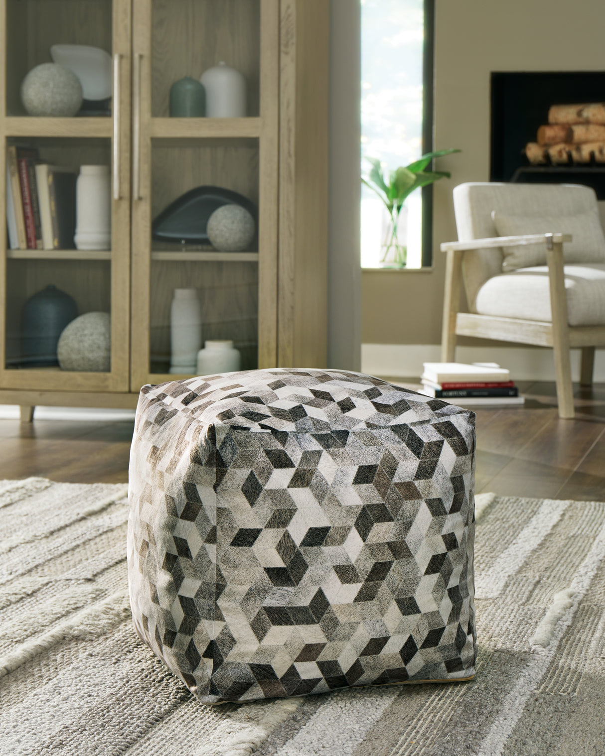 Furniture City - MS - Ashley Furniture - Albermarle Pouf - Pouf / Gray/Brown - A1000983