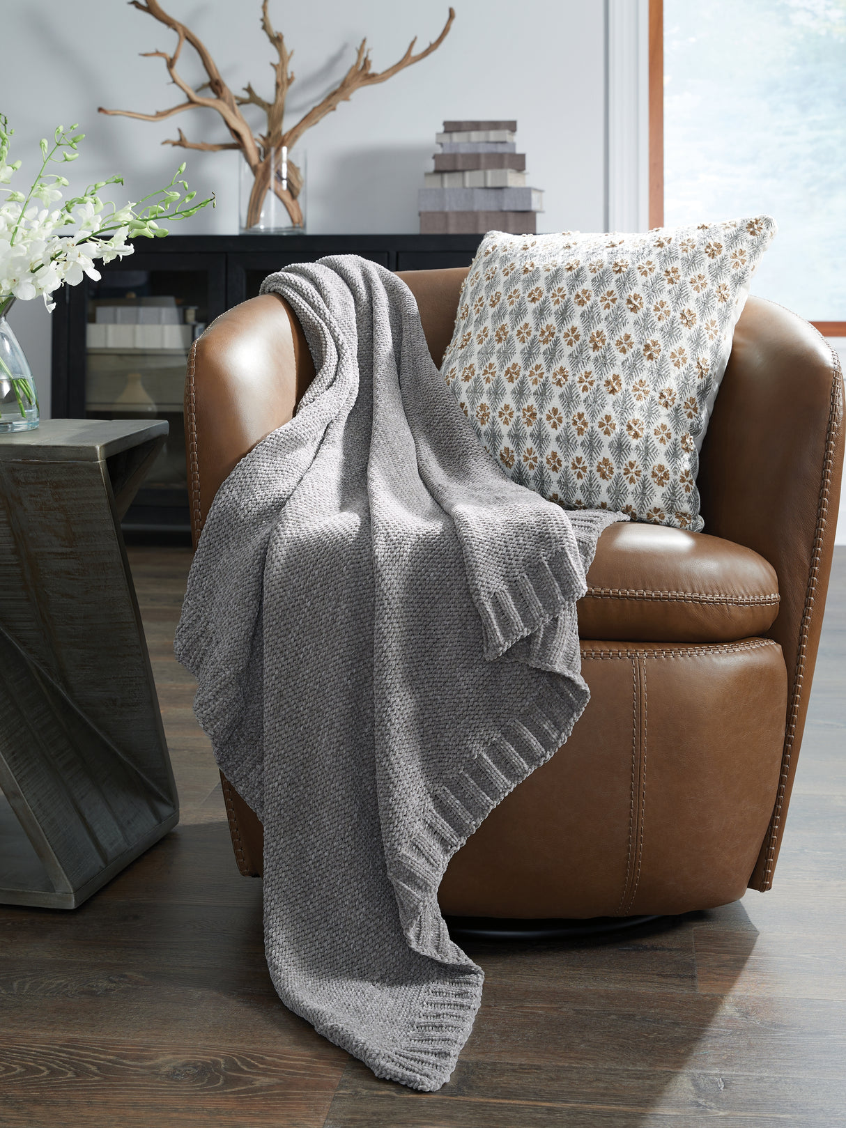 Furniture City - MS - Ashley Furniture - Anawood Throw (Set of 3) - Throw (3/CS) / Gray - A1001097