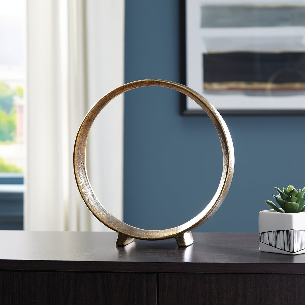 Furniture City - MS - Ashley Furniture - Ryandale Sculpture - Sculpture / Antique Brass Finish - A2000499S