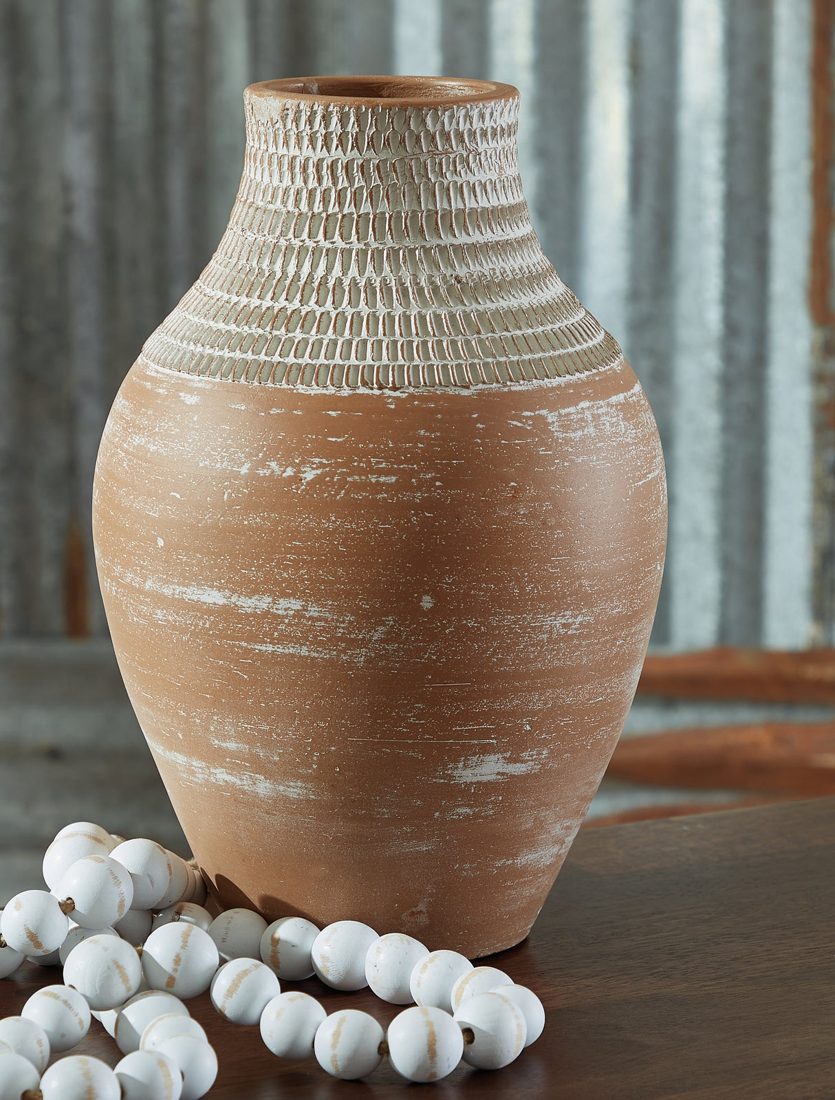 Furniture City - MS - Ashley Furniture - Reclove Vase - Vase / Distressed White - A2000642