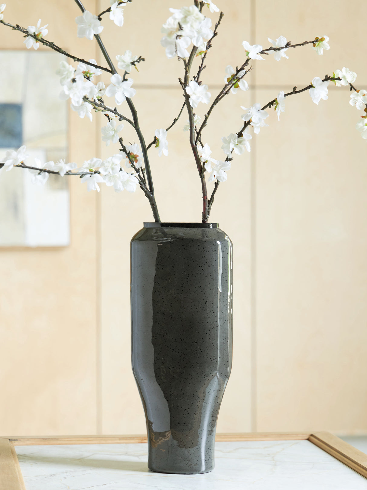 Furniture City - MS - Ashley Furniture - Kierlain Vase - Vase / Gray/Black - A2000809