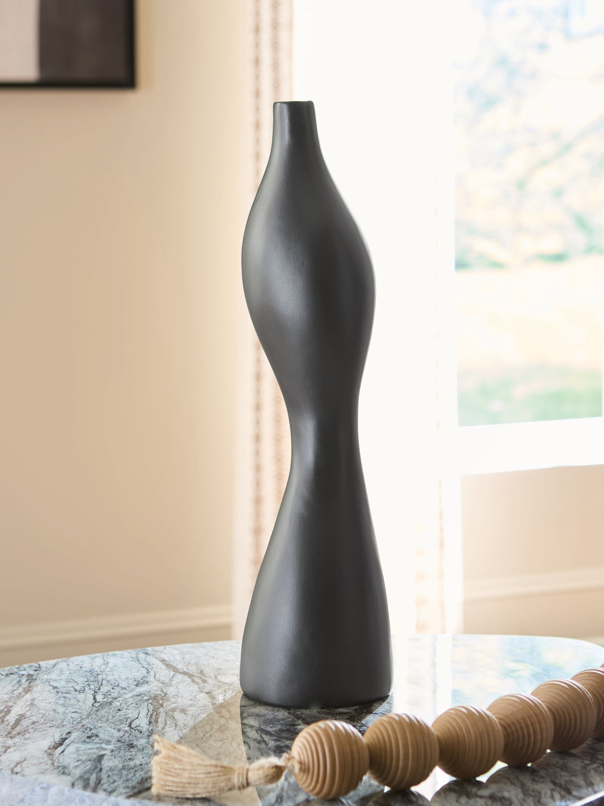 Furniture City - MS - Ashley Furniture - Judsen Vase - Vase / Black - A2000835