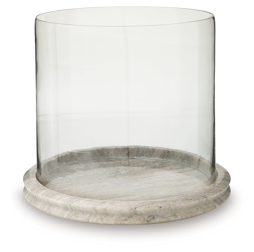 Saskia Candle Holder