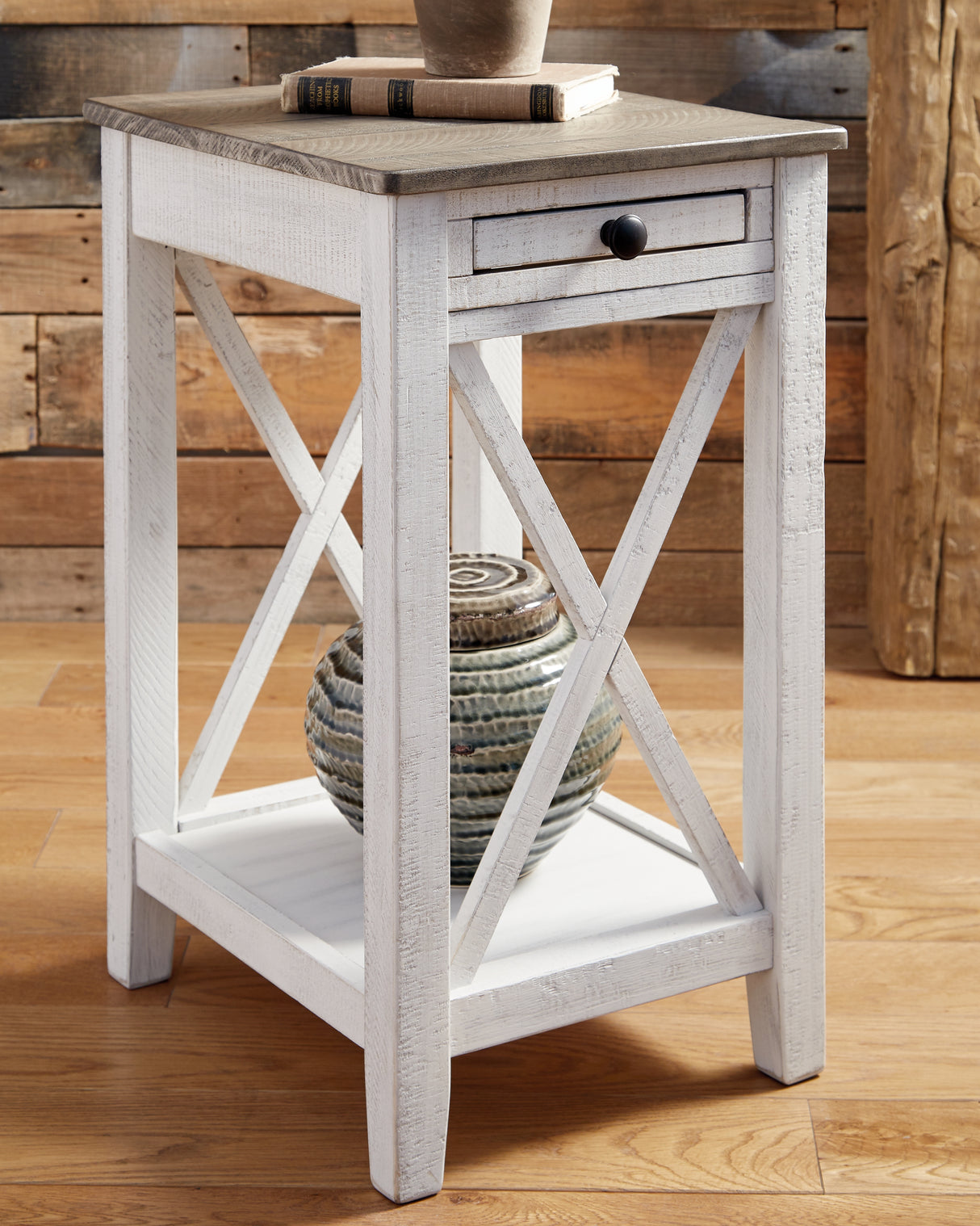 Furniture City - MS - Ashley Furniture - Adalane Accent Table - Accent Table / White/Gray - A4000374
