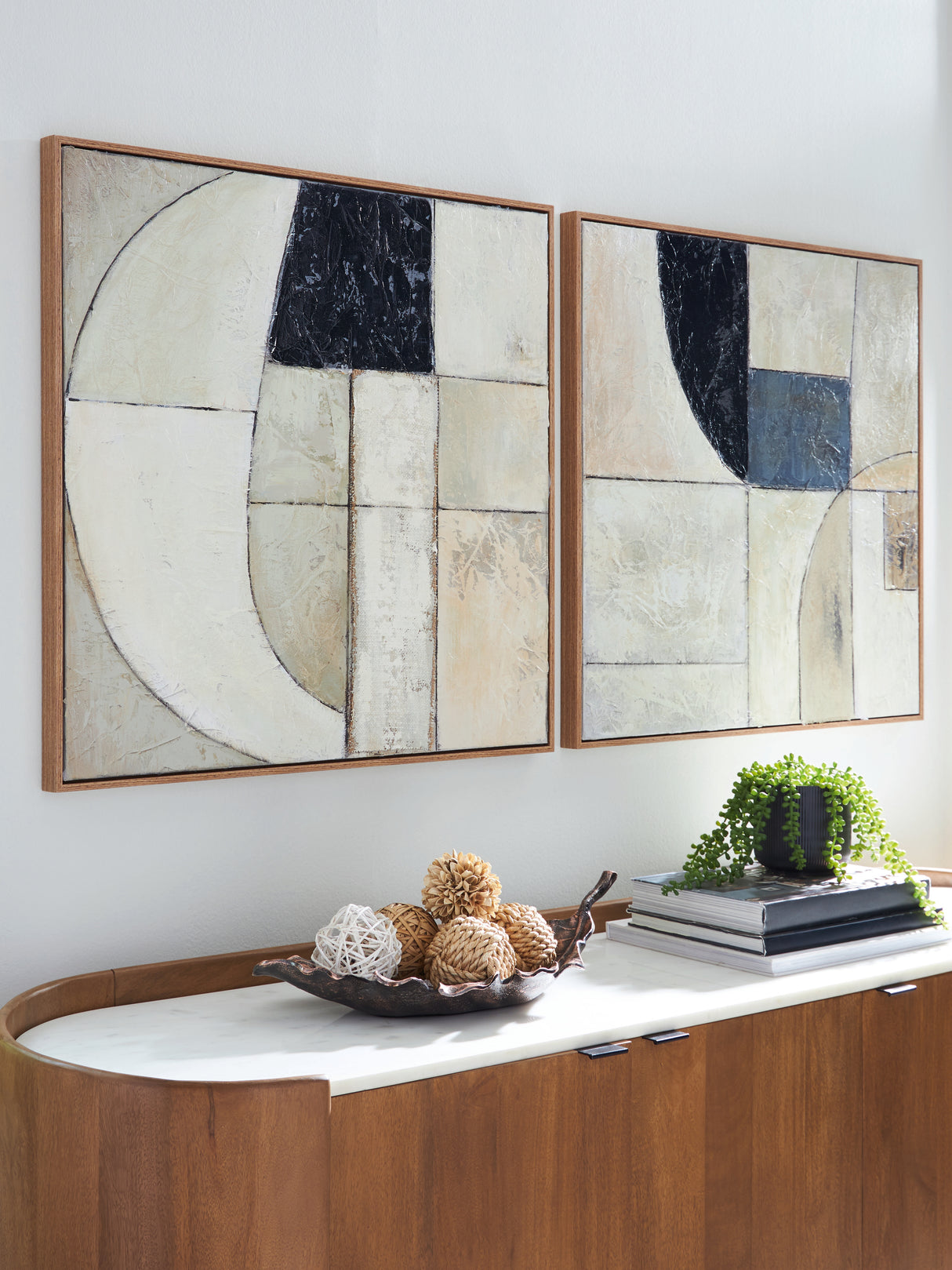 Furniture City - MS - Ashley Furniture - Bexlen Wall Decor - Wall Art Set (Set of 2) / Tan/Taupe/Black - A8000498