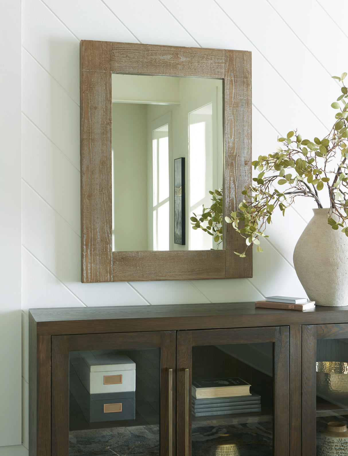 Furniture City - MS - Ashley Furniture - Waltleigh Mirror - Accent Mirror / Distressed Brown - A8010277