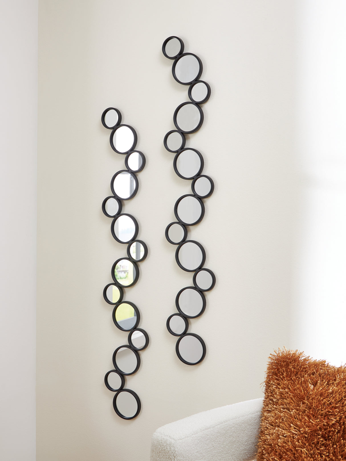 Furniture City - MS - Ashley Furniture - Vinler Mirror - Accent Mirror Set (Set of 2) / Black - A8010353