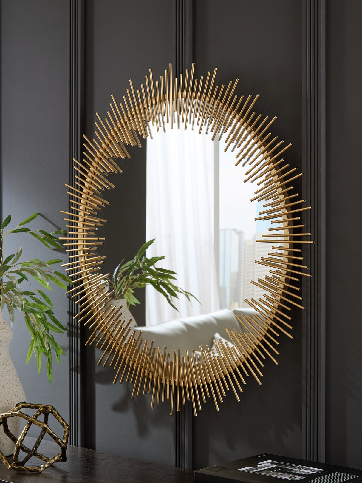 Furniture City - MS - Ashley Furniture - Wainport Mirror - Accent Mirror / Gold Finish - A8010405
