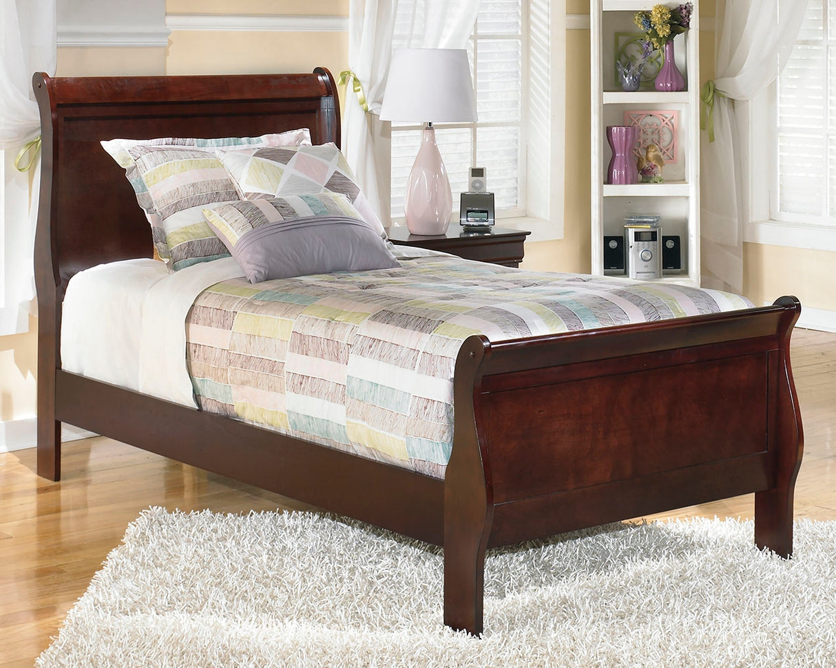 Furniture City - MS - Ashley Furniture - Alisdair Bedroom - Twin Sleigh Bed / Reddish Brown - B376B5