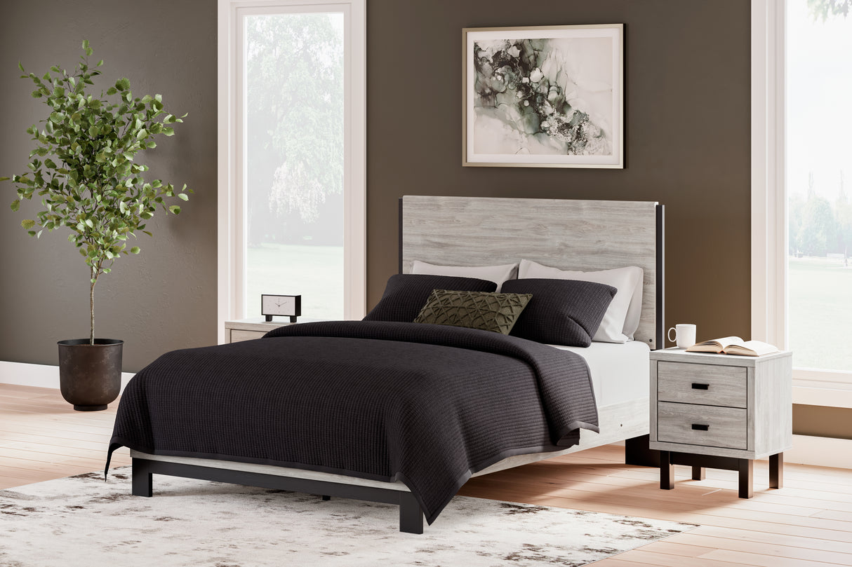 Furniture City - MS - Ashley Furniture - Vessalli Bedroom - Queen Panel Bed / Gray - B1036B2