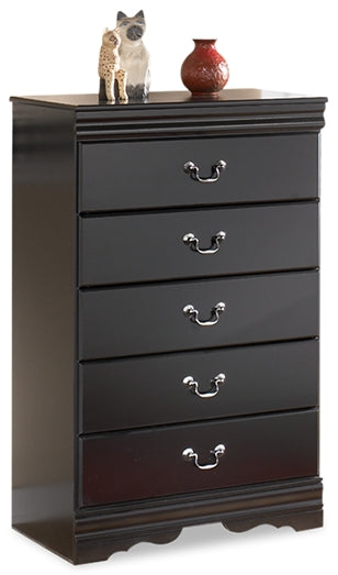 Furniture City - MS - Ashley Furniture - Huey Vineyard Bedroom - Five Drawer Chest / Black - B128-46