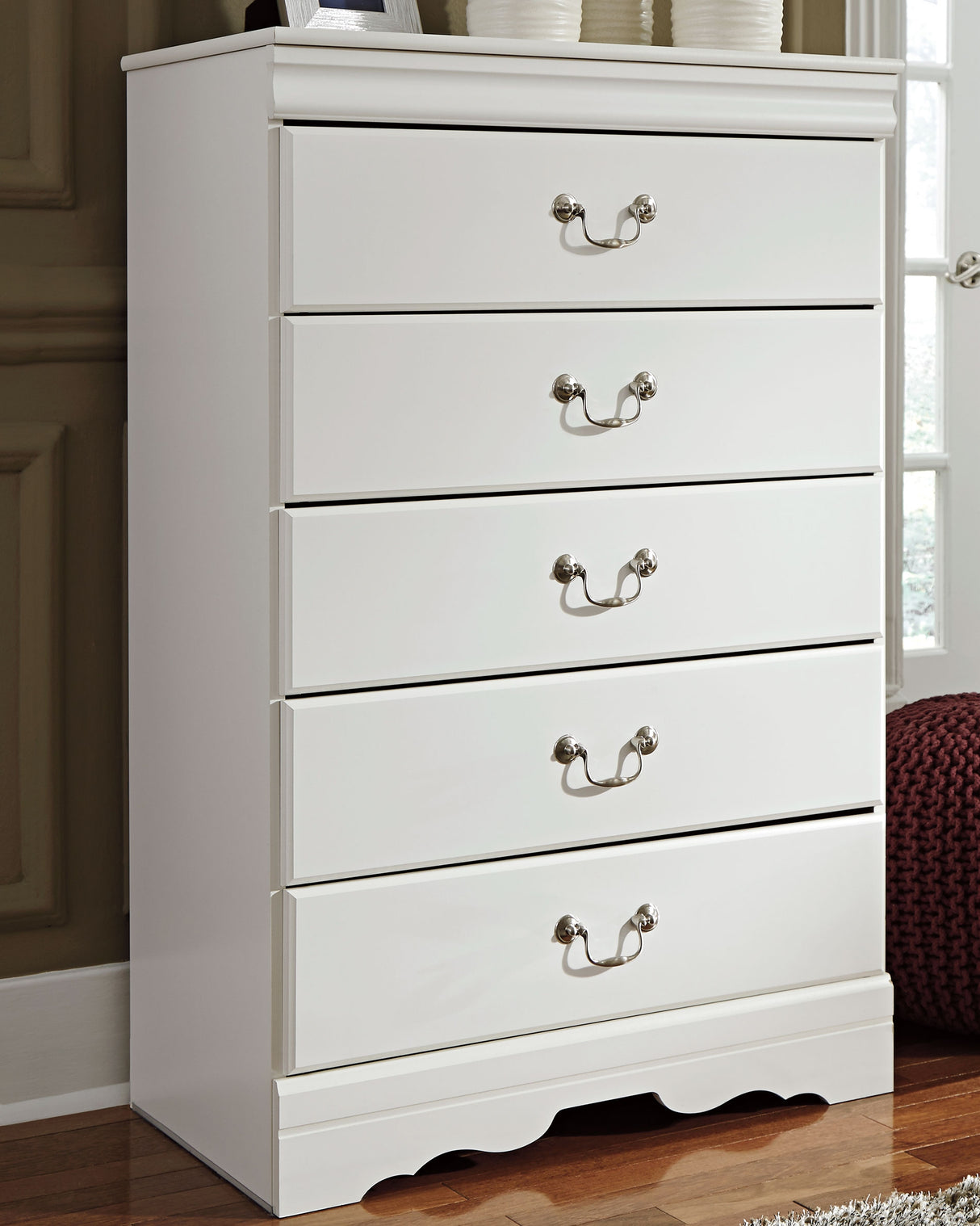 Furniture City - MS - Ashley Furniture - Anarasia Bedroom - Five Drawer Chest / White - B129-46