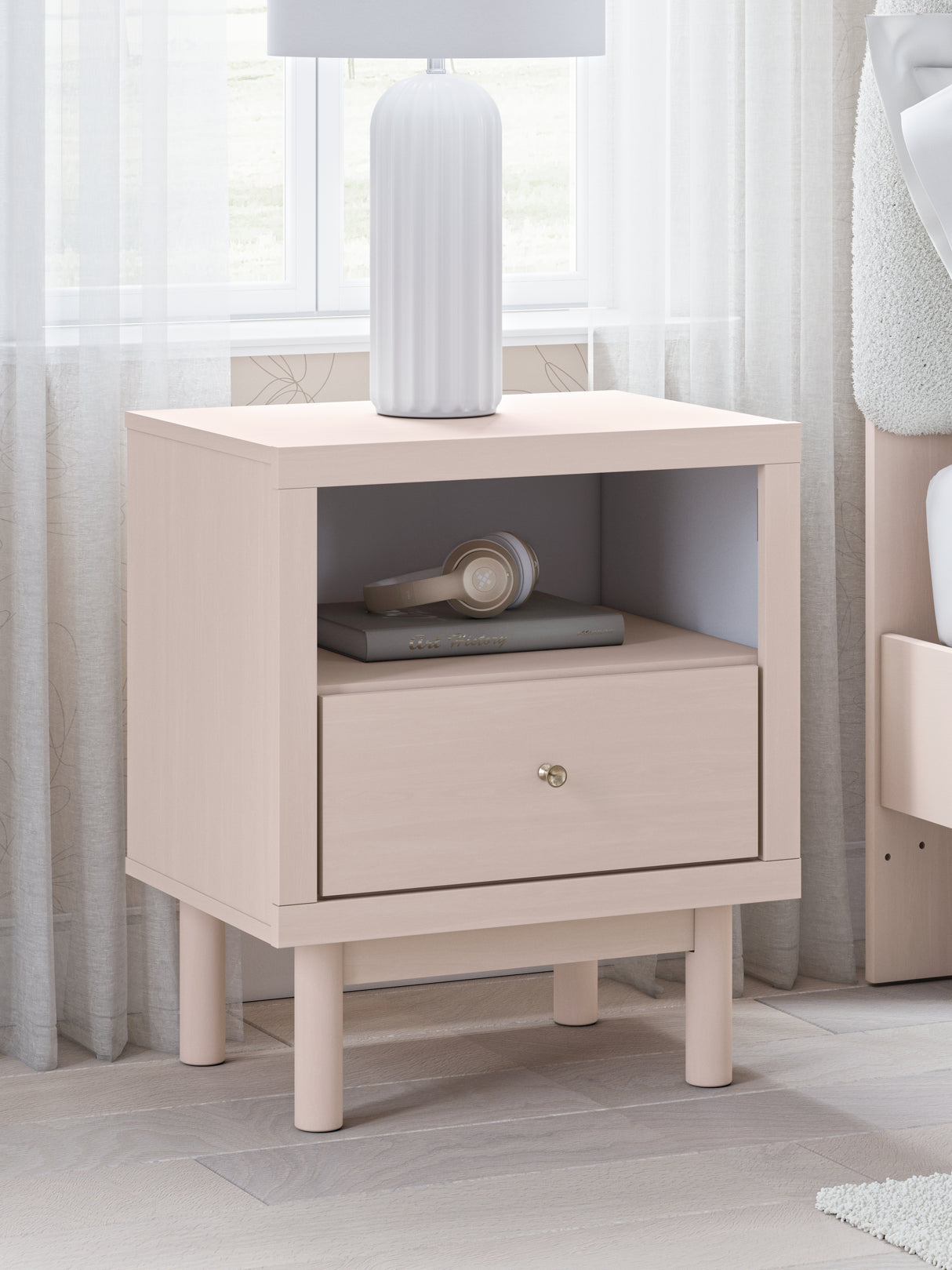 Furniture City - MS - Ashley Furniture - Wistenpine Bedroom - One Drawer Night Stand / Blush - B1323-91