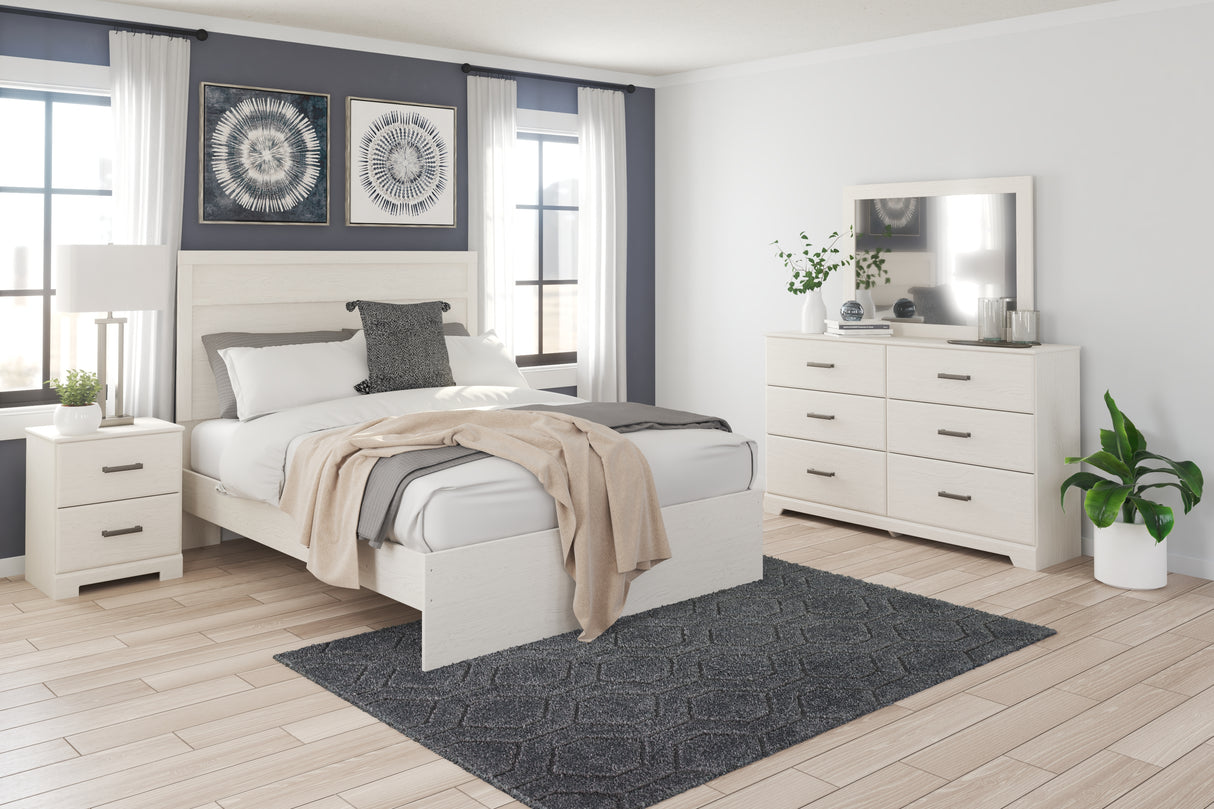 Furniture City - MS - Ashley Furniture - Stelsie Bedroom - Queen Panel Bed / White - B2588B2