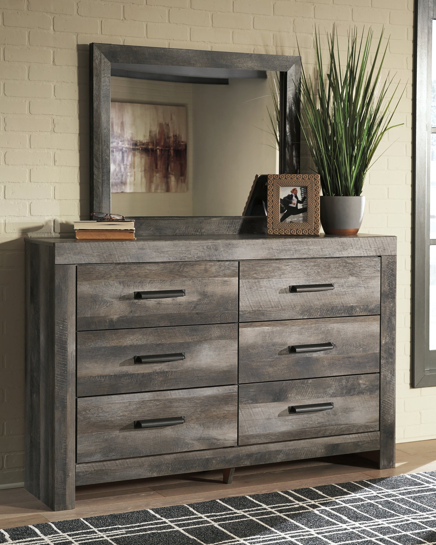 Furniture City - MS - Ashley Furniture - Wynnlow Bedroom - Dresser and Mirror / Gray - B440B1
