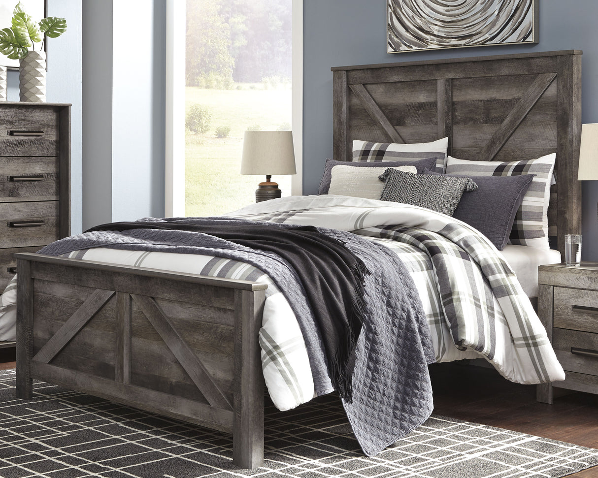 Furniture City - MS - Ashley Furniture - Wynnlow Bedroom - Queen Crossbuck Panel Bed / Gray - B440B9
