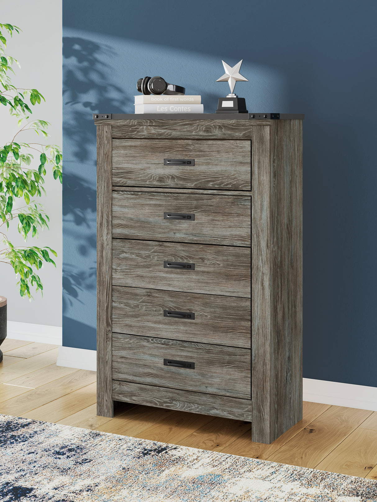 Furniture City - MS - Ashley Furniture - Frandern Bedroom - Five Drawer Chest / Gray - B4480-46