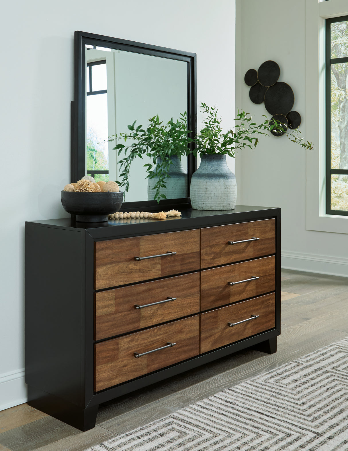 Furniture City - MS - Ashley Furniture - Kraeburn Bedroom - Dresser and Mirror / Brown/Black - B496B1