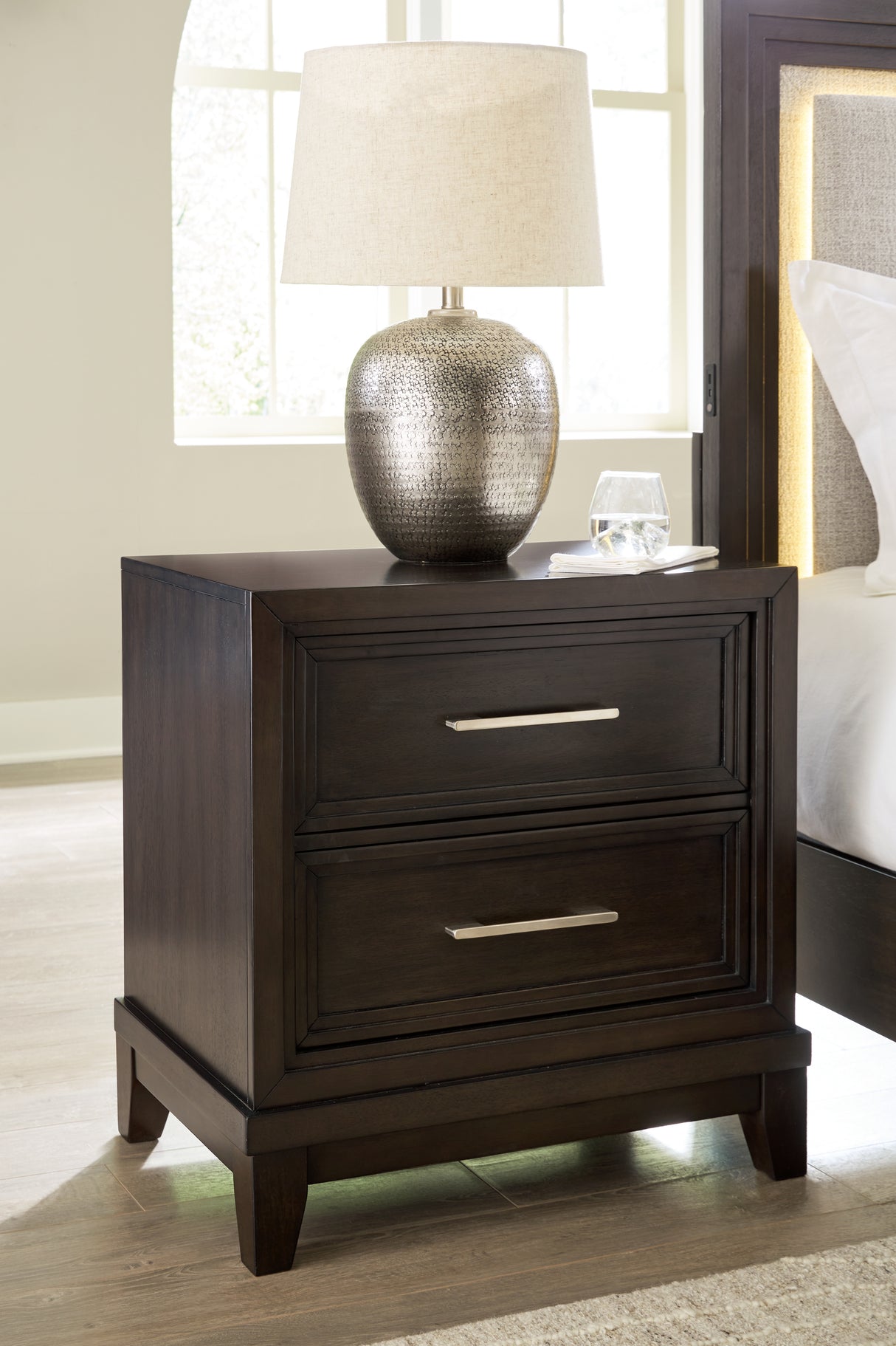 Furniture City - MS - Ashley Furniture - Neymorton Bedroom - Two Drawer Night Stand / Dark Grayish Brown - B618-92