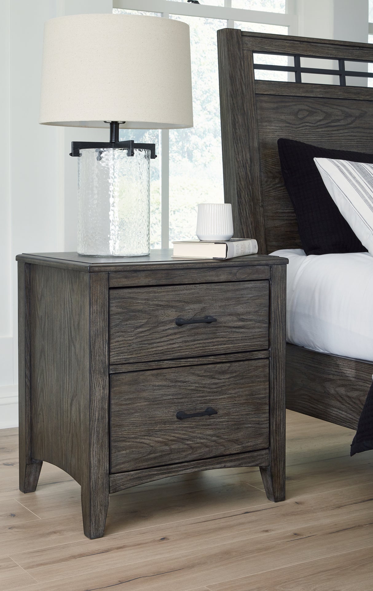 Furniture City - MS - Ashley Furniture - Montillan Bedroom - California King Panel Bed / Grayish Brown - B651B5