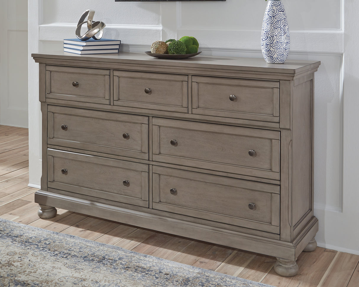 Furniture City - MS - Ashley Furniture - Lettner Bedroom - Dresser / Light Gray - B733-31