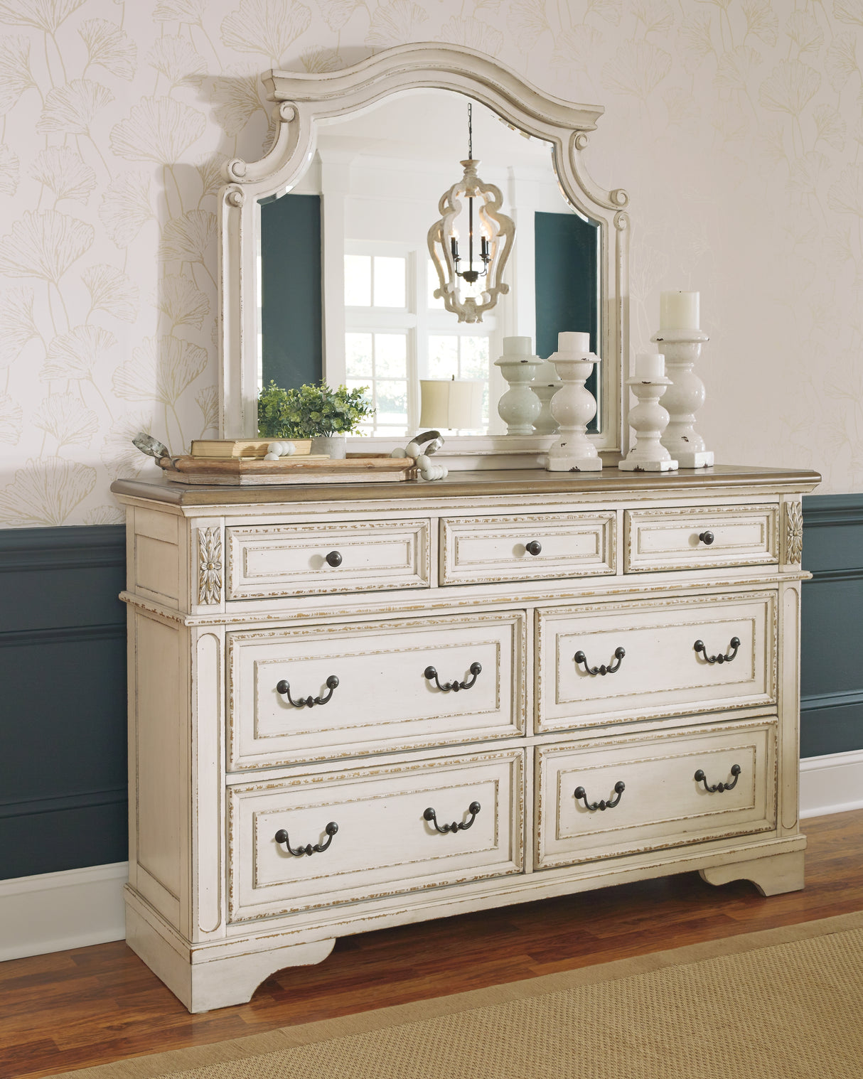 Furniture City - MS - Ashley Furniture - Realyn Bedroom - Dresser and Mirror / Two-tone - B743B1