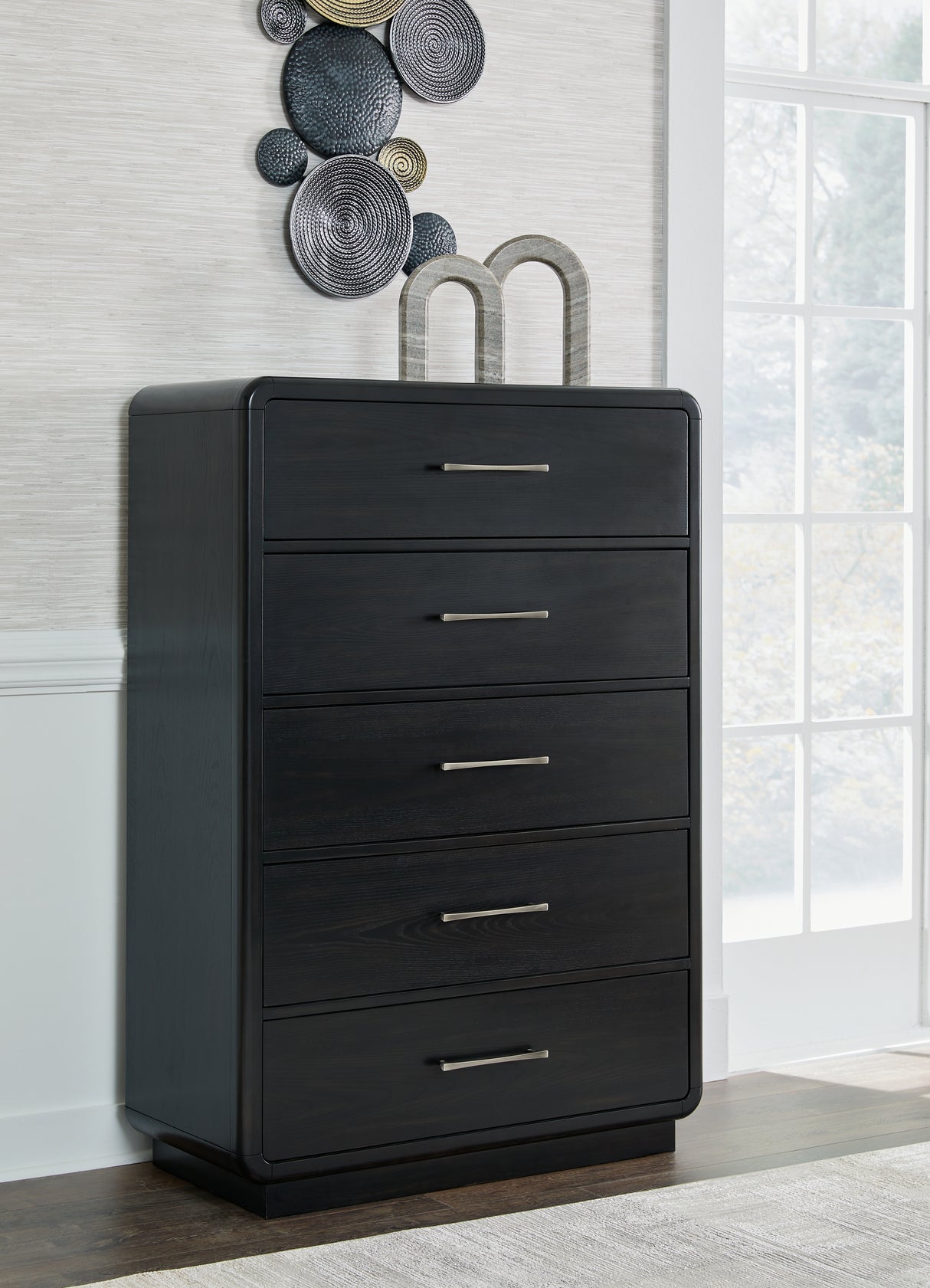 Furniture City - MS - Ashley Furniture - Rowanbeck Bedroom - Five Drawer Chest / Black - B821-46