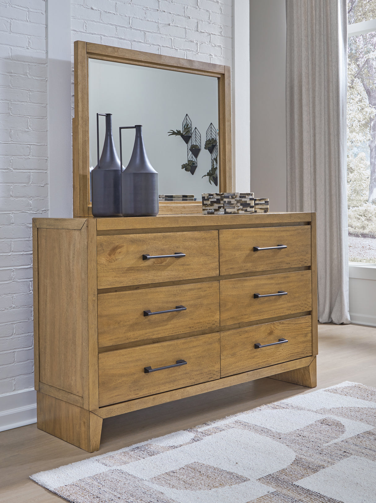 Furniture City - MS - Ashley Furniture - Sherbana Bedroom - Dresser and Mirror / Light Brown - B833B1