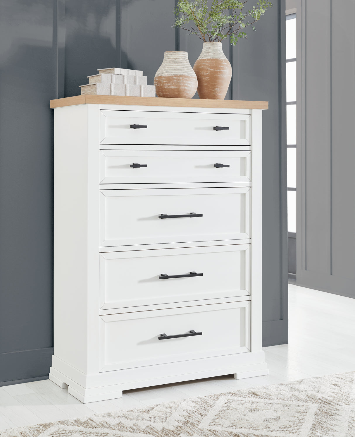 Furniture City - MS - Ashley Furniture - Ashbryn Bedroom - Five Drawer Chest / White/Natural - B844-46