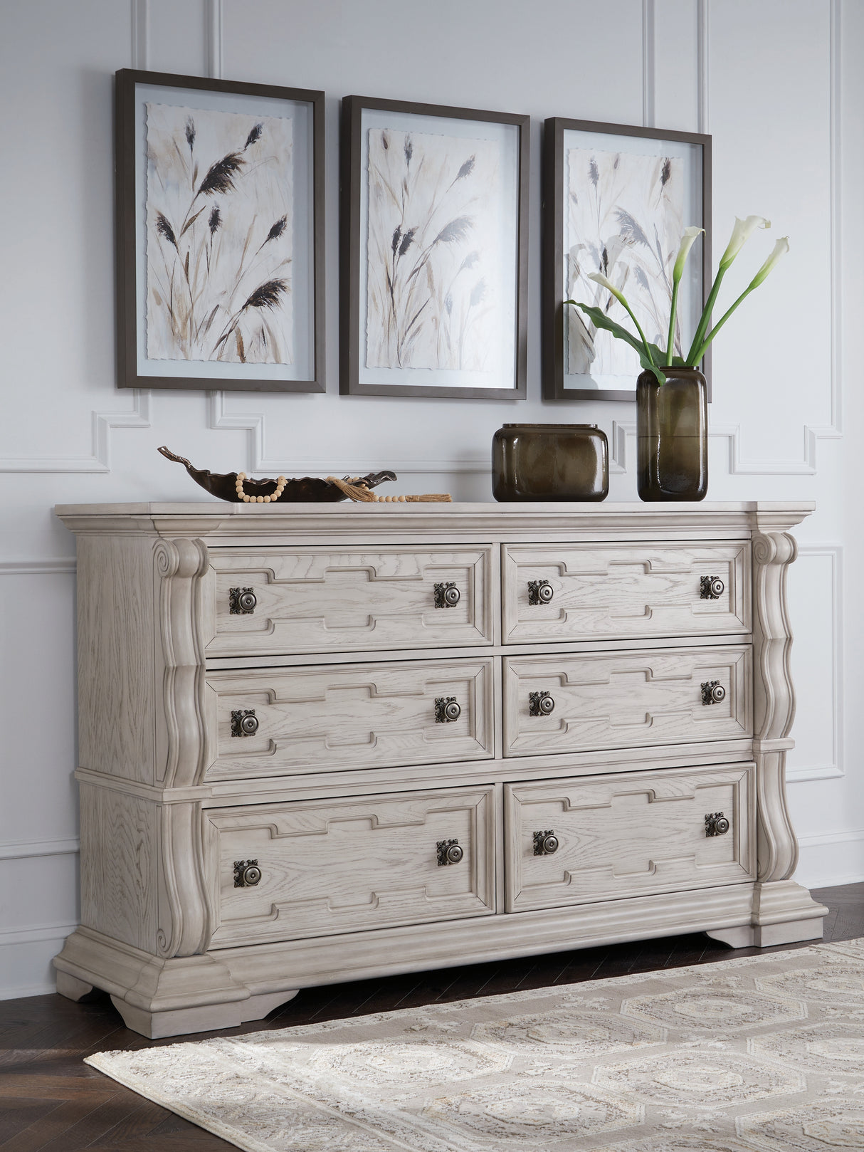 Furniture City - MS - Ashley Furniture - Bruchandi Bedroom - Dresser / Antique White - PCB948-31