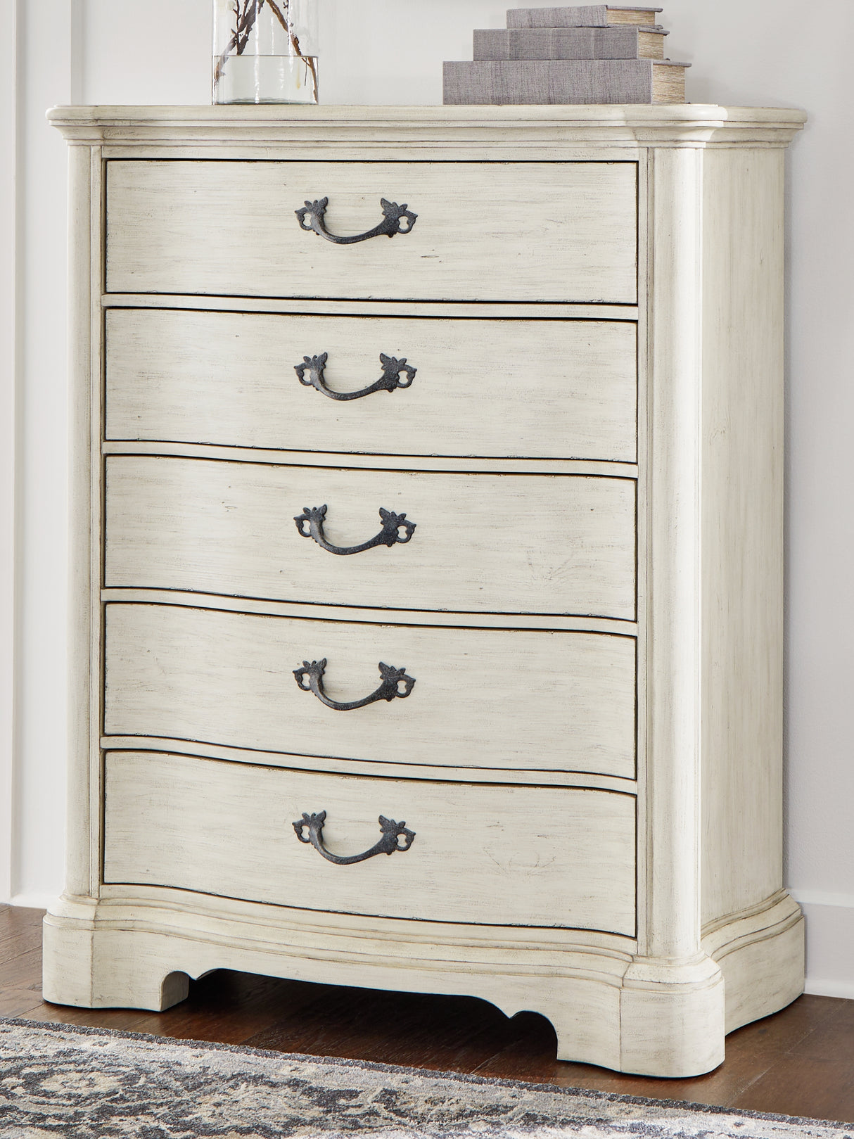 Furniture City - MS - Ashley Furniture - Arlendyne Bedroom - Five Drawer Chest / Antique White - B980-46