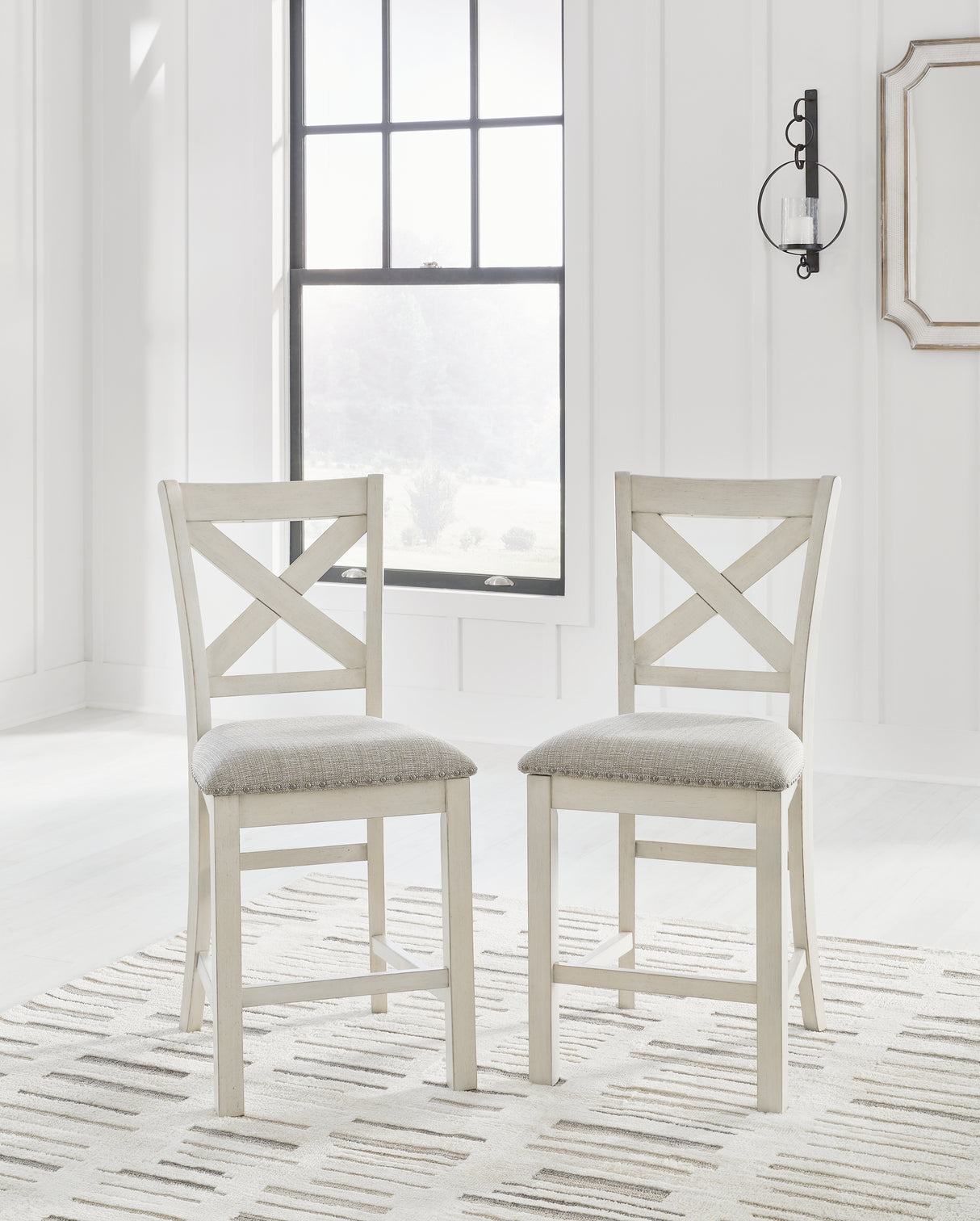 Furniture City - MS - Ashley Furniture - Robbinsdale Dining Room - Counter Height Barstool (Set of 2) / Antique White - D642-224X2