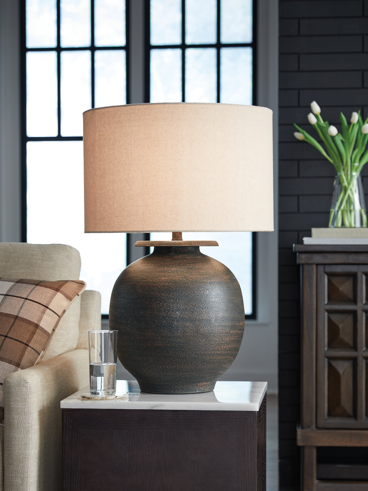 Furniture City - MS - Ashley Furniture - Carlenbury Lighting - Metal Table Lamp (1/CN) / Antique Brown - L207574