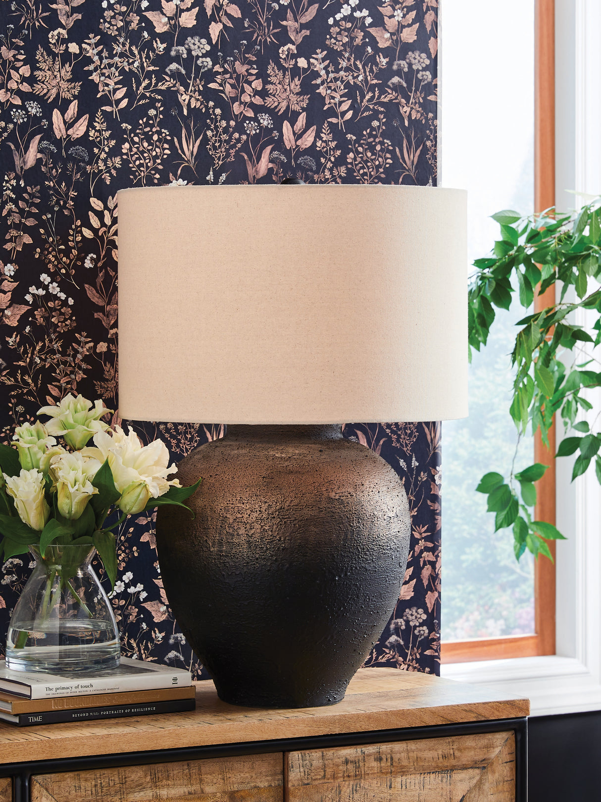 Furniture City - MS - Ashley Furniture - Newgerhard Lighting - Metal Table Lamp (1/CN) / Brown/Black - L207644