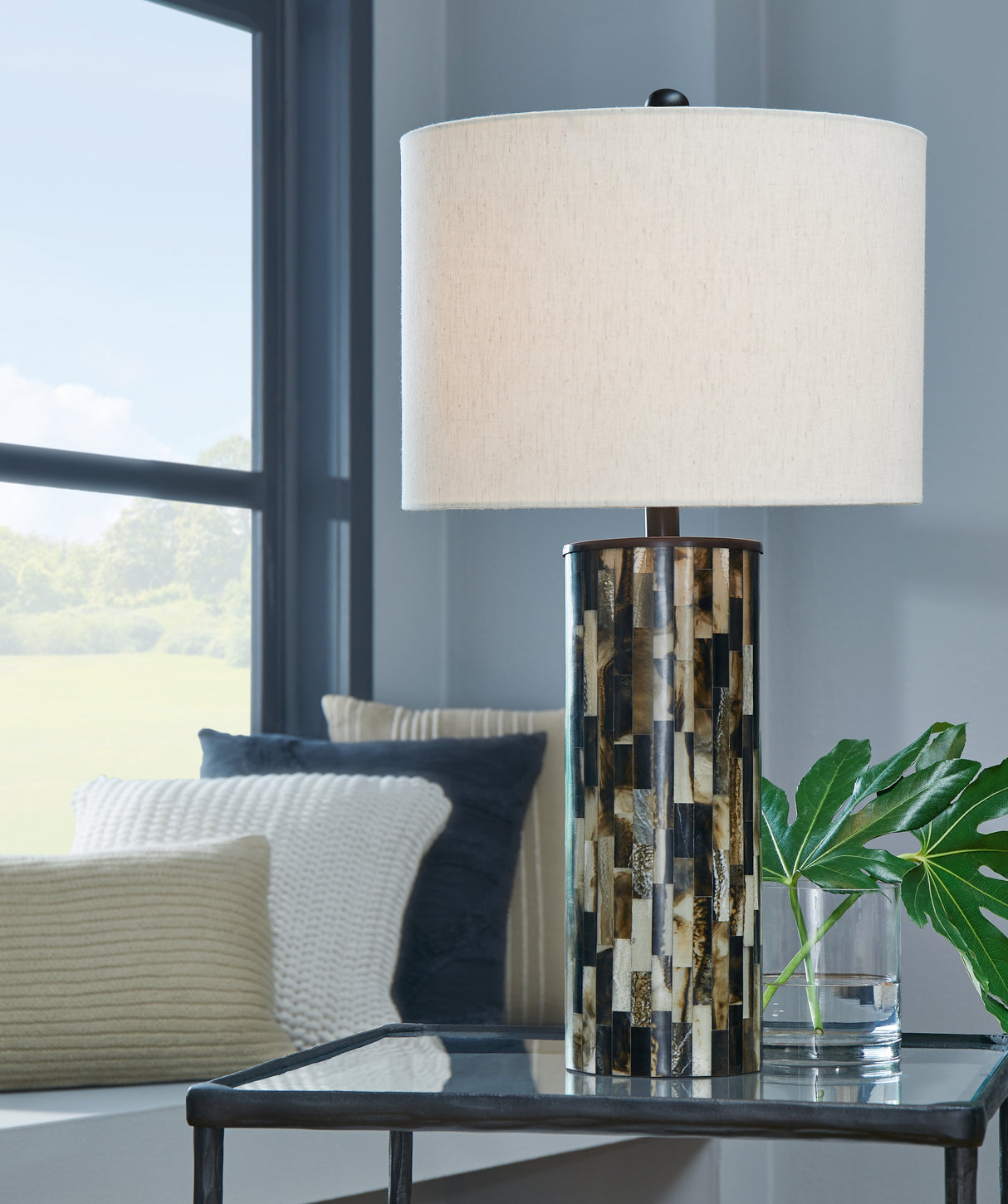 Furniture City - MS - Ashley Furniture - Ellford Lighting - Poly Table Lamp (1/CN) / Black/Brown/Cream - L235684