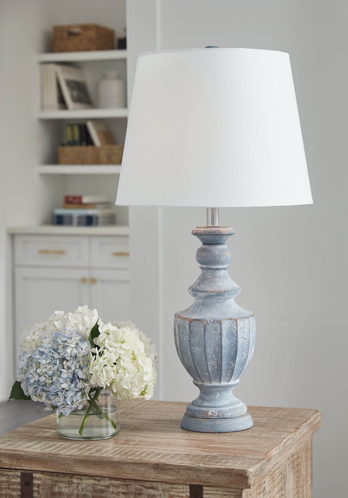 Furniture City - MS - Ashley Furniture - Cylerick Lighting - Terracotta Table Lamp (1/CN) / Antique Blue - L235714