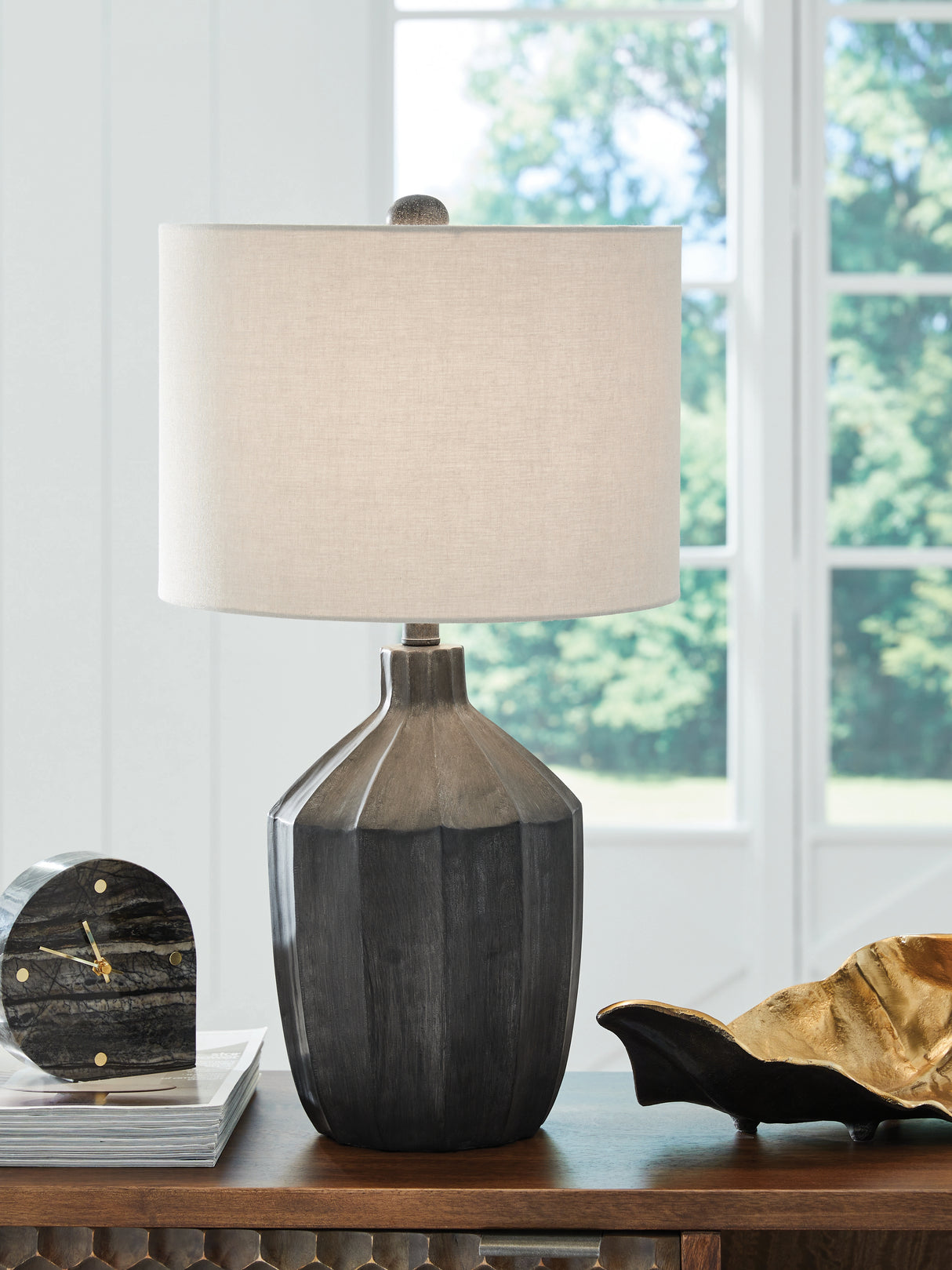 Furniture City - MS - Ashley Furniture - Jilton Lighting - Poly Table Lamp (1/CN) / Black - L235844