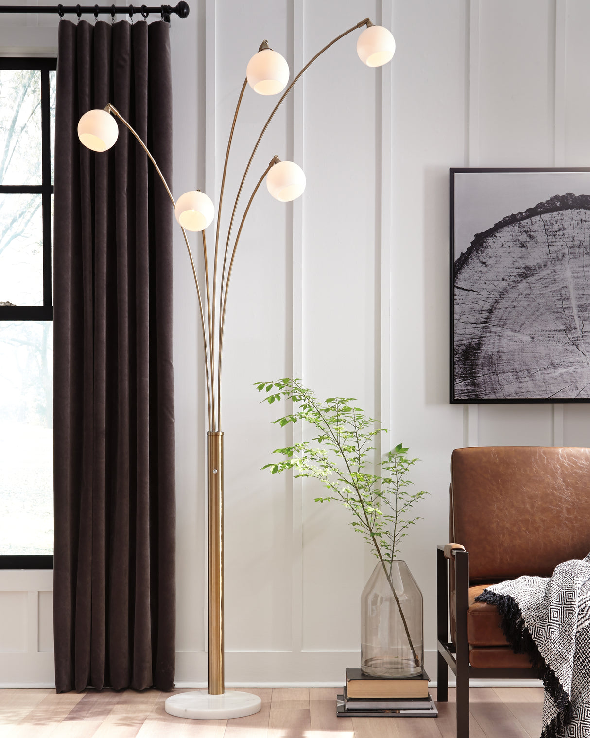 Furniture City - MS - Ashley Furniture - Taliya Lighting - Metal Arc Lamp (1/CN) / Champagne/White - L725119