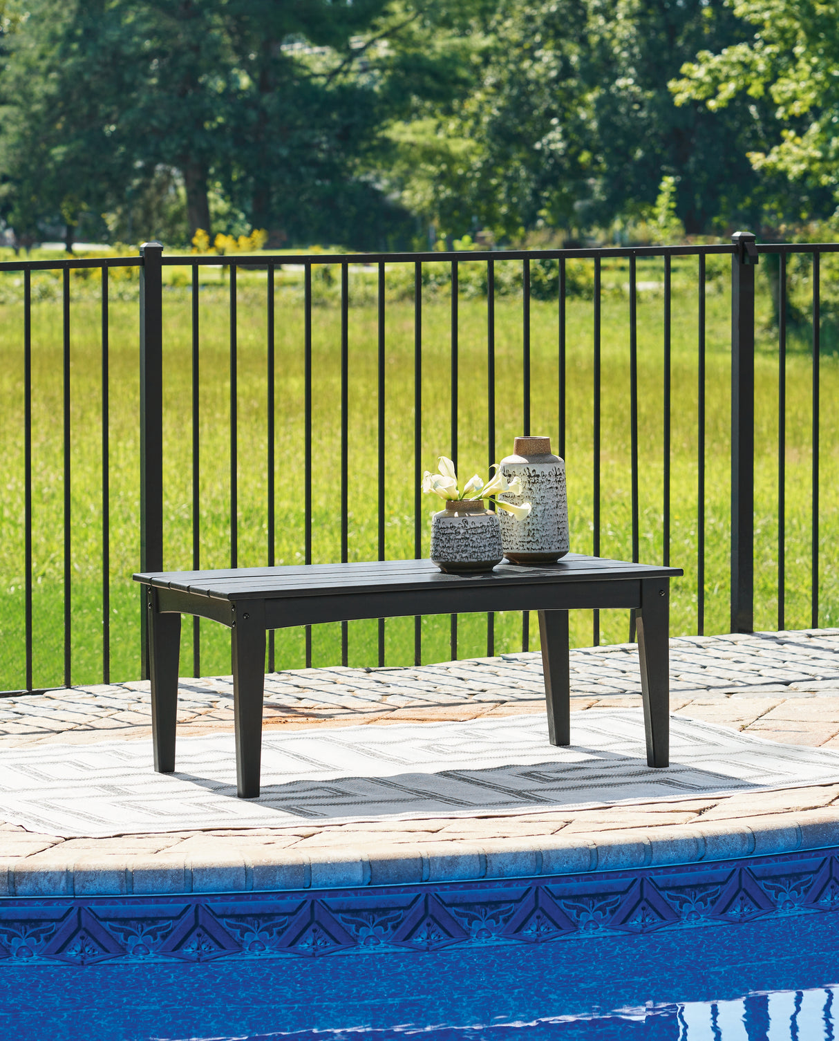 Furniture City - MS - Ashley Furniture - Hyland wave Outdoor - Rectangular Cocktail Table / Black - P108-701
