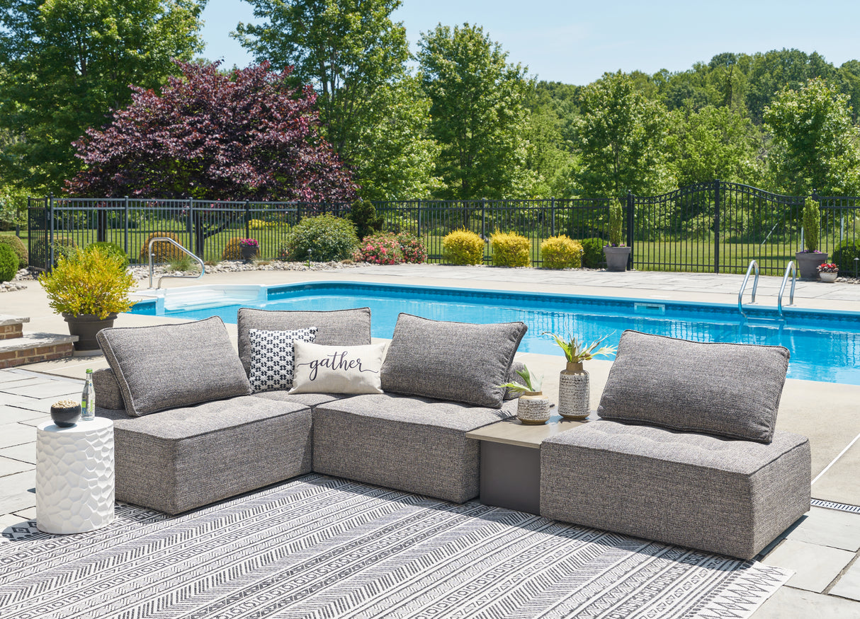 Furniture City - MS - Ashley Furniture - Bree Zee Outdoor - 5-Piece Outdoor Sectional / Brown - P160P5