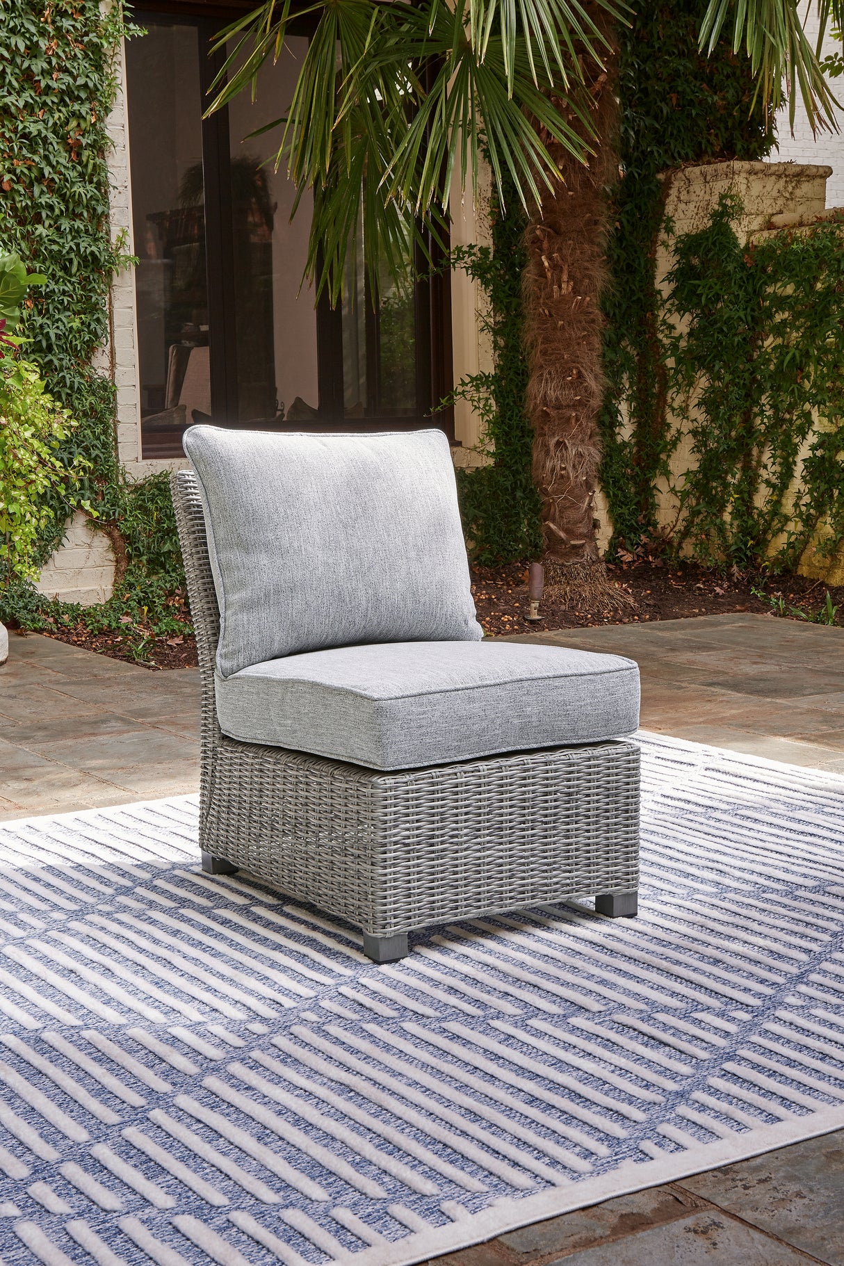 Furniture City - MS - Ashley Furniture - Naples Beach Outdoor - Armless Chair w/Cushion (1/CN) / Light Gray - P439-846