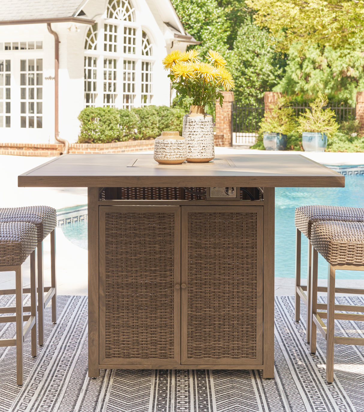 Furniture City - MS - Ashley Furniture - Walton Bridge Outdoor - Square Bar Table w/Fire Pit / Driftwood - P749-665