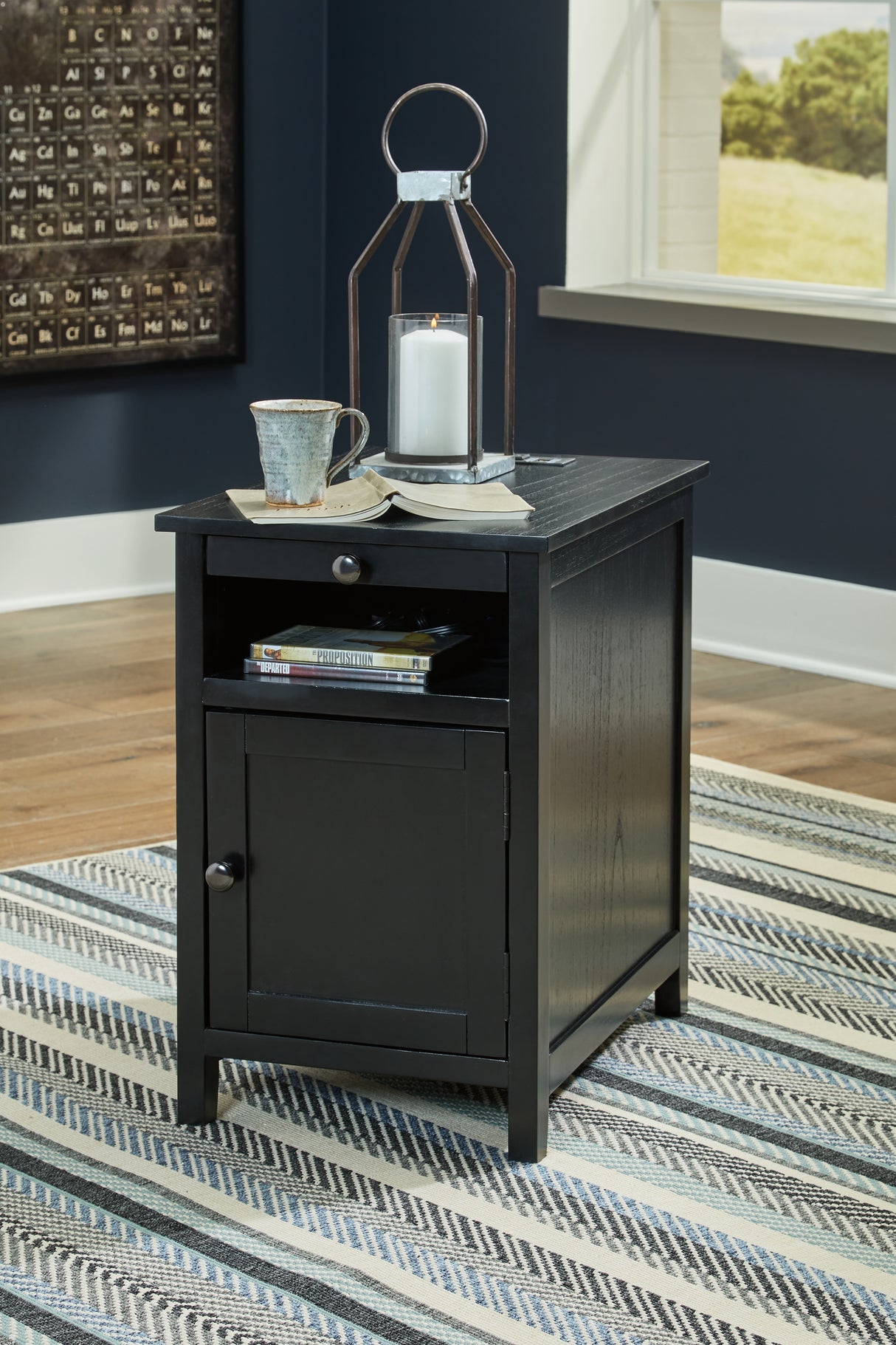 Furniture City - MS - Ashley Furniture - Treytown Chairside End Table - Chair Side End Table / Black - T300-617