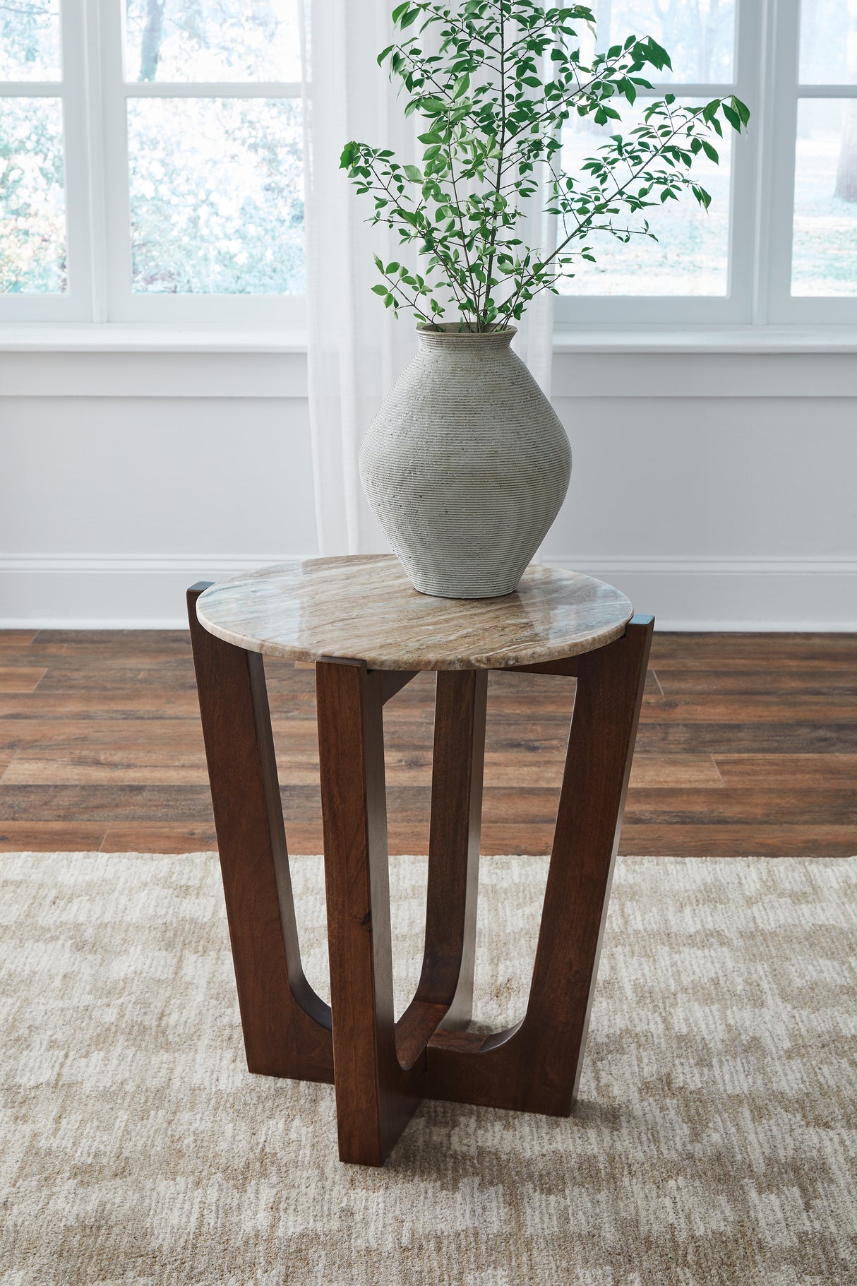 Furniture City - MS - Ashley Furniture - Tanidore End Table - Round End Table / Warm Brown - T667-6
